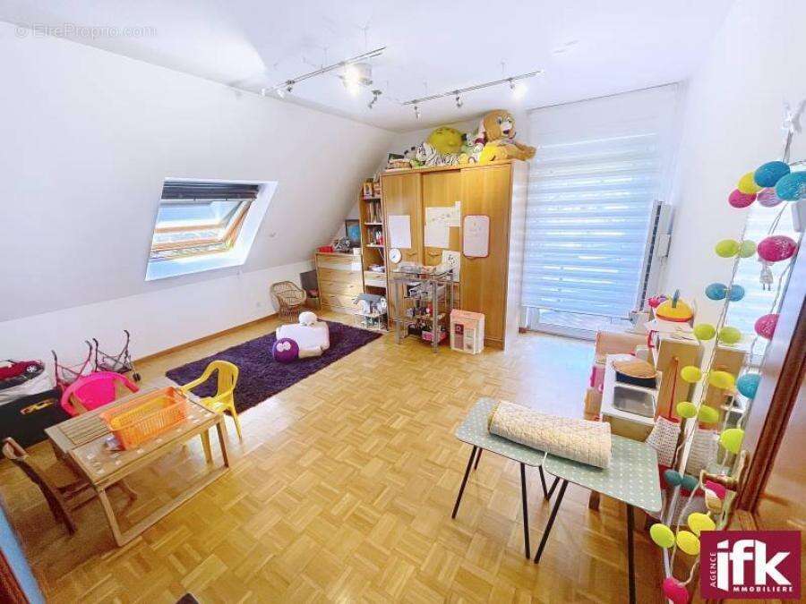 HORBOURG WIHR - Très belle Maison de 185 m² avec 4 chambres - Terrain de 8.35 ar - photo 19