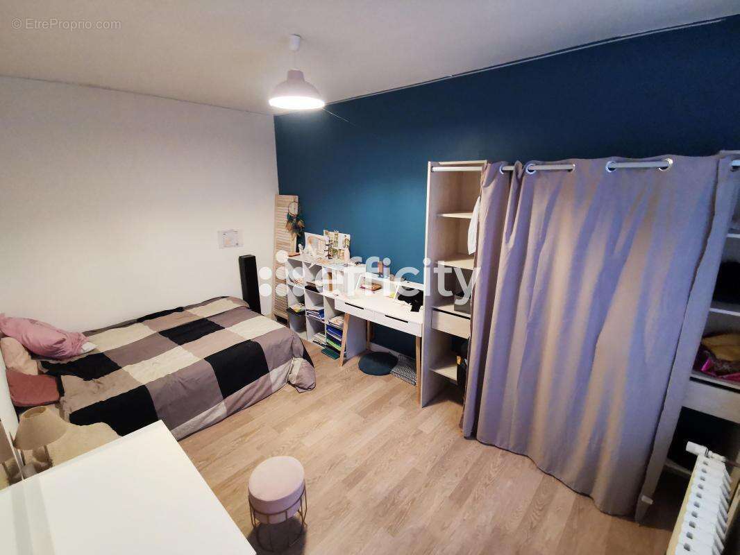 Maison à SAINT-SEVER-CALVADOS