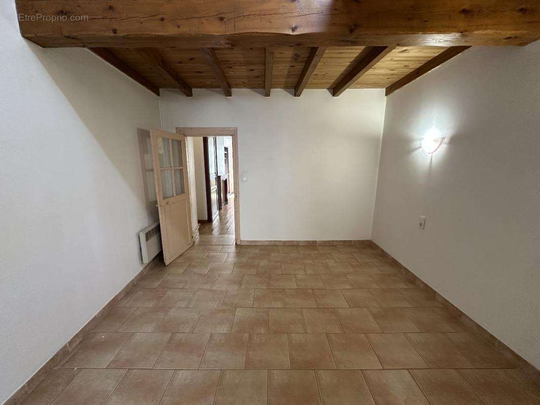 Maison à CAUNES-MINERVOIS