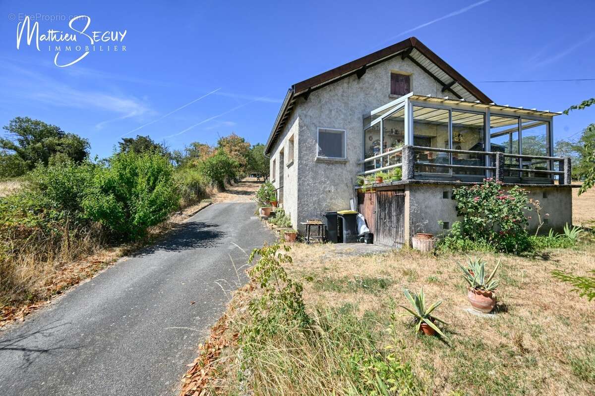 LENTILLY - Petite maison sur grand terrain avec vue - photo 30