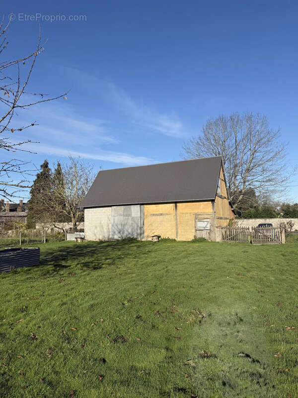 Maison à SAINT-HILAIRE-DU-HARCOUET