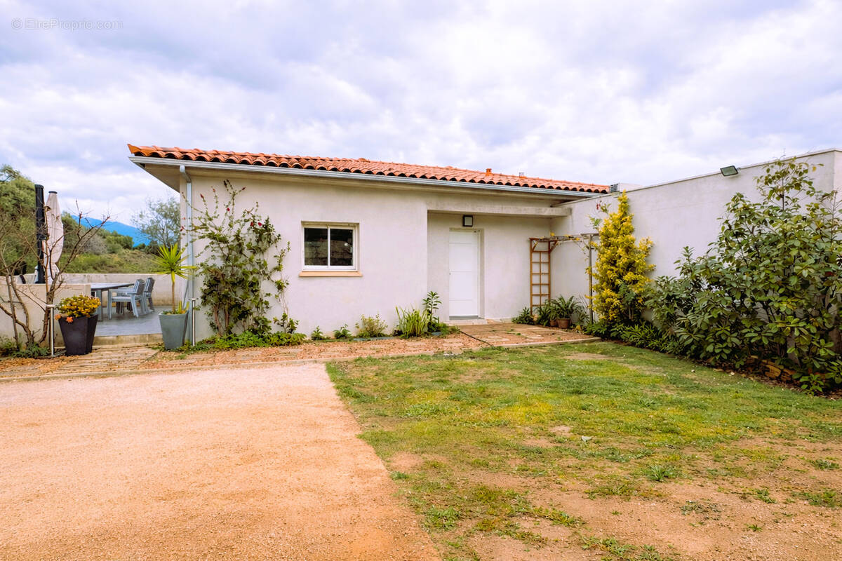 Appartement à ALATA