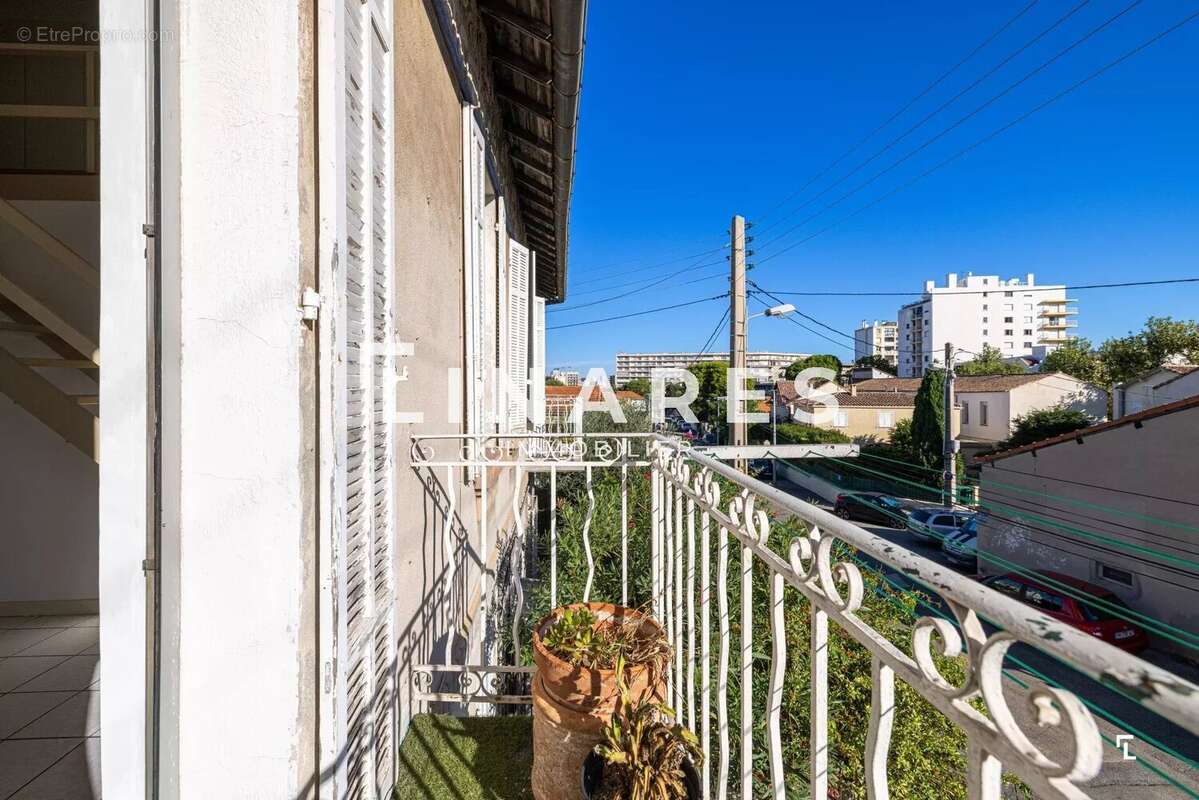 Appartement à MARSEILLE-9E