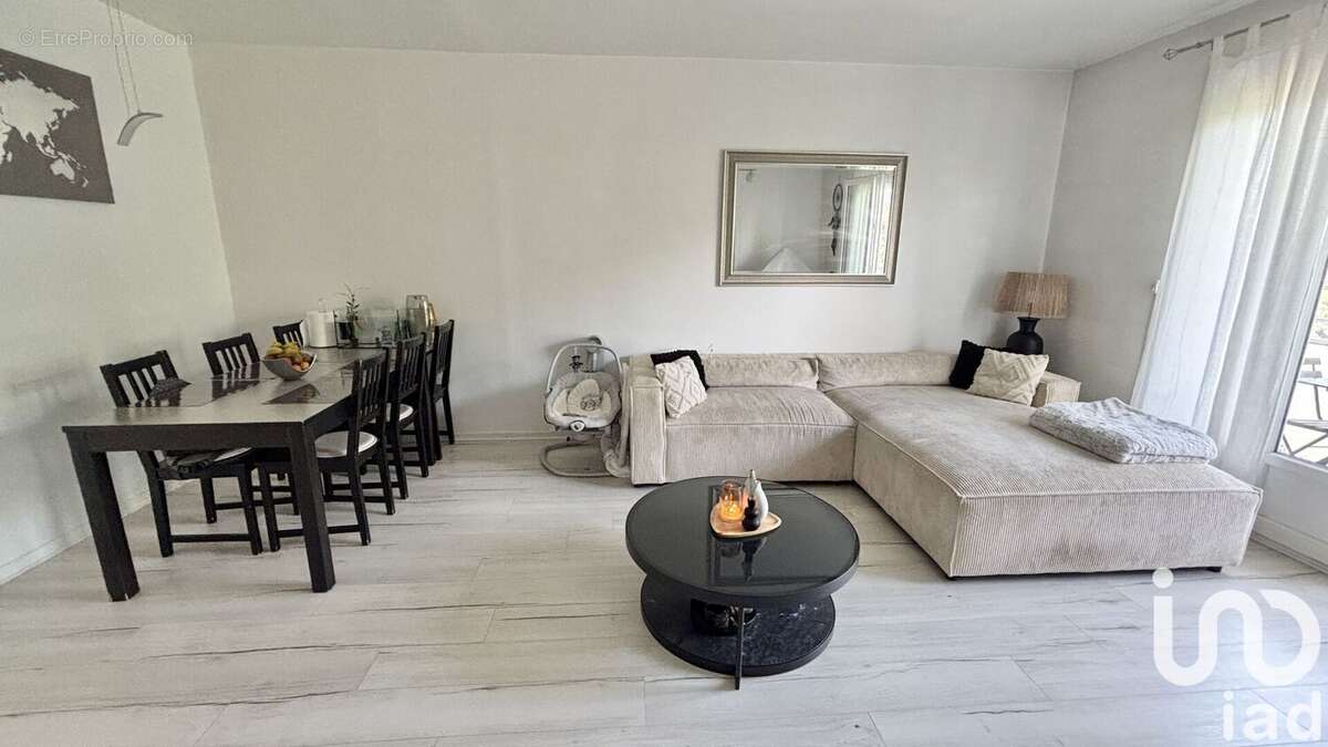 Photo 2 - Appartement à SAINT-ETIENNE