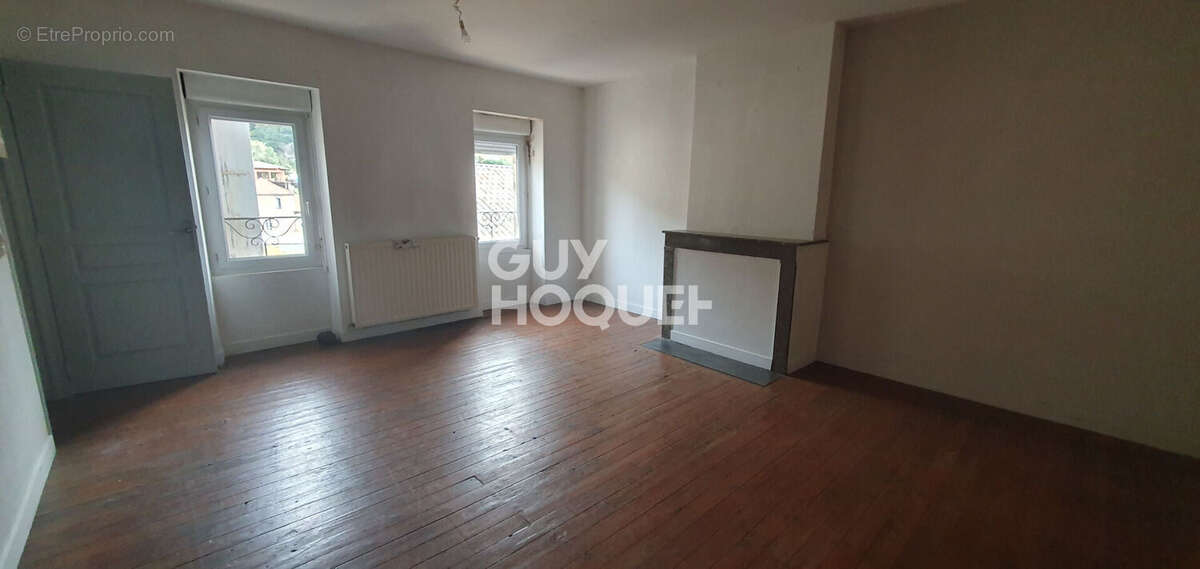 Appartement à VALS-LES-BAINS