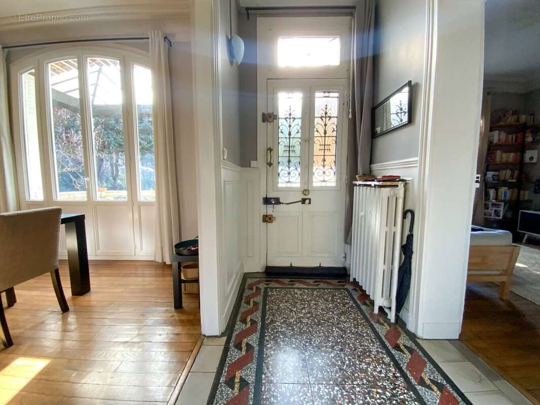 Maison à LE RAINCY