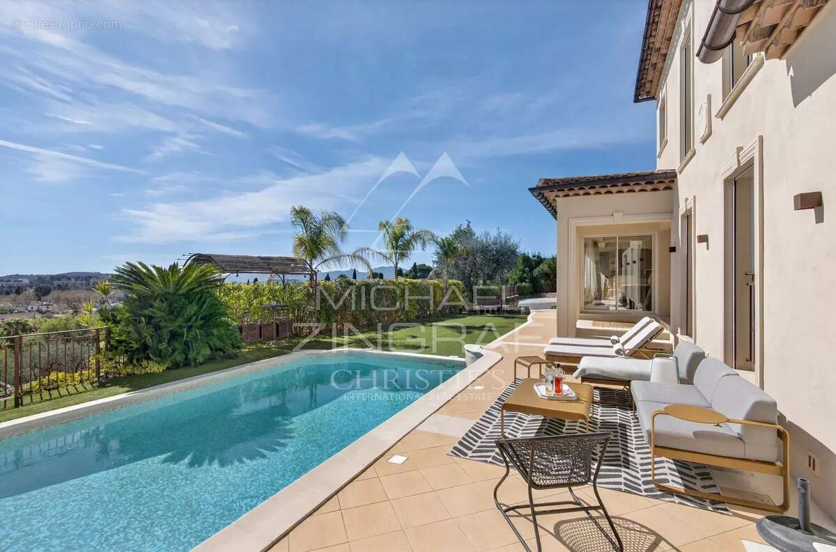 Maison à MOUGINS