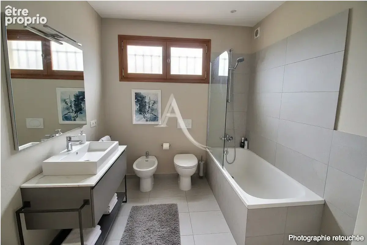 À vendre villa de type f4 d'une surface de 115 m² sur terrain 3 faces de 385 m² avec piscine et garage - photo 11