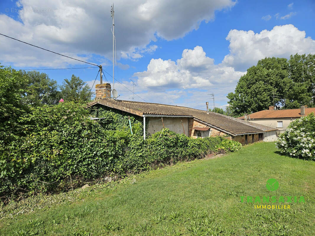 Maison à FONTET