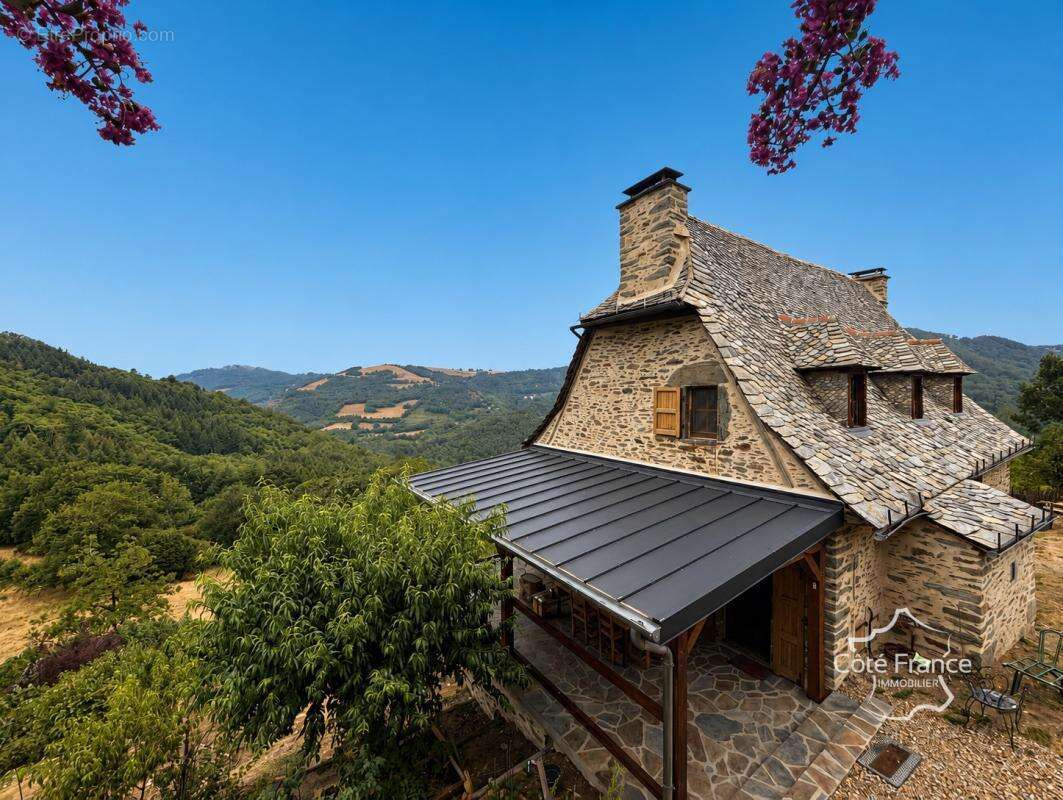 Magnifique maison de caractère T4 avec une très belle vue av - photo 3