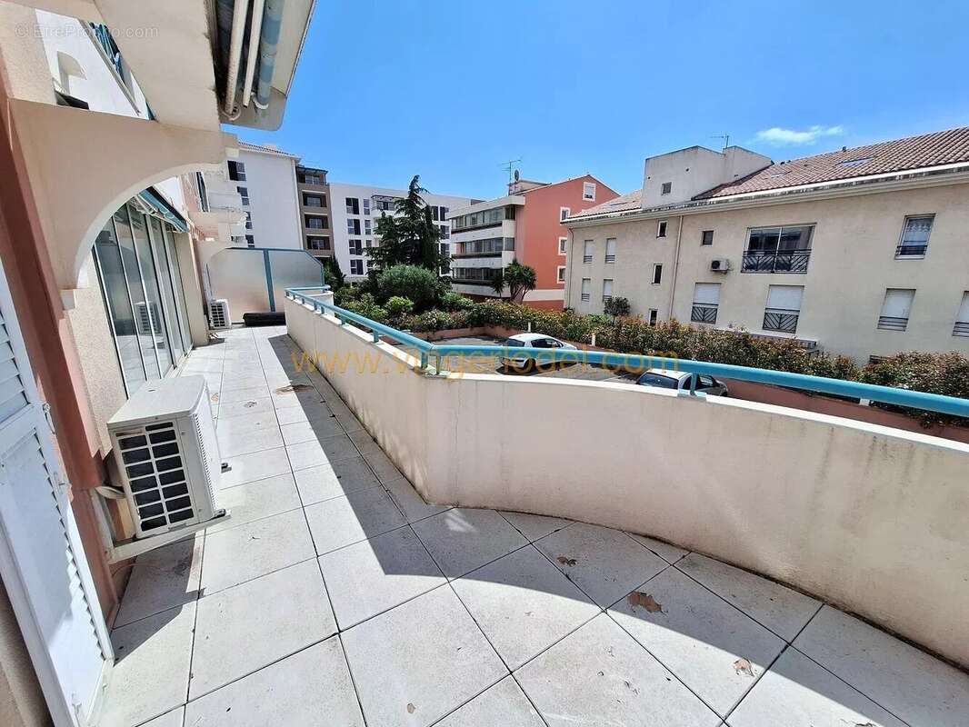 Appartement à FREJUS