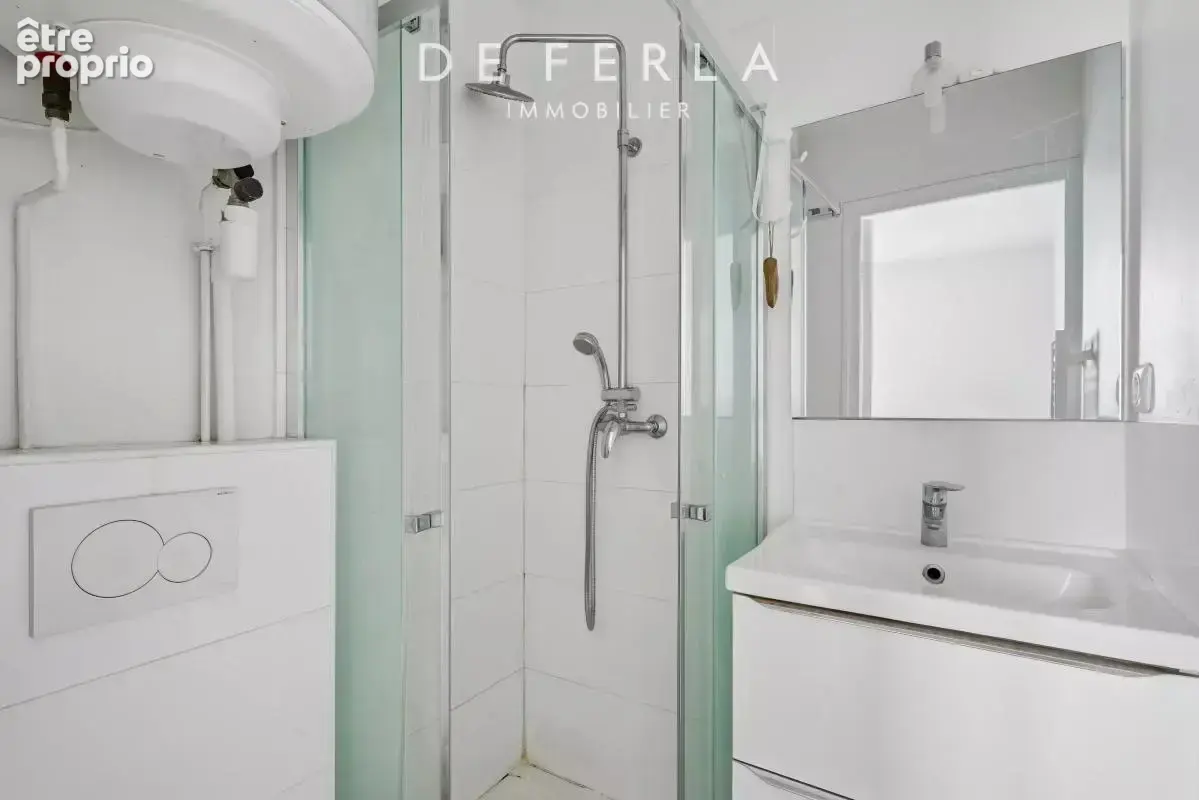 Studio - Rue de grenelle - Gros Cailloux - photo 9