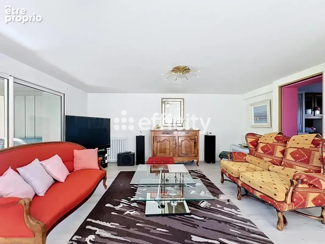 Maison 6 pièces 163 m² à vendre à Chambray-Les-Tours (37170) - photo 2
