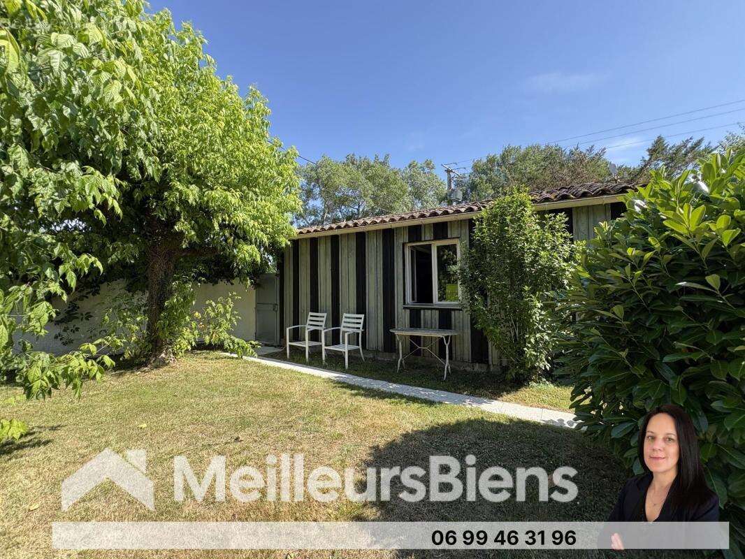 Maison familiale 4 chambres, garage et jardin à 5 min de St Yzan de Soudiac - photo 17