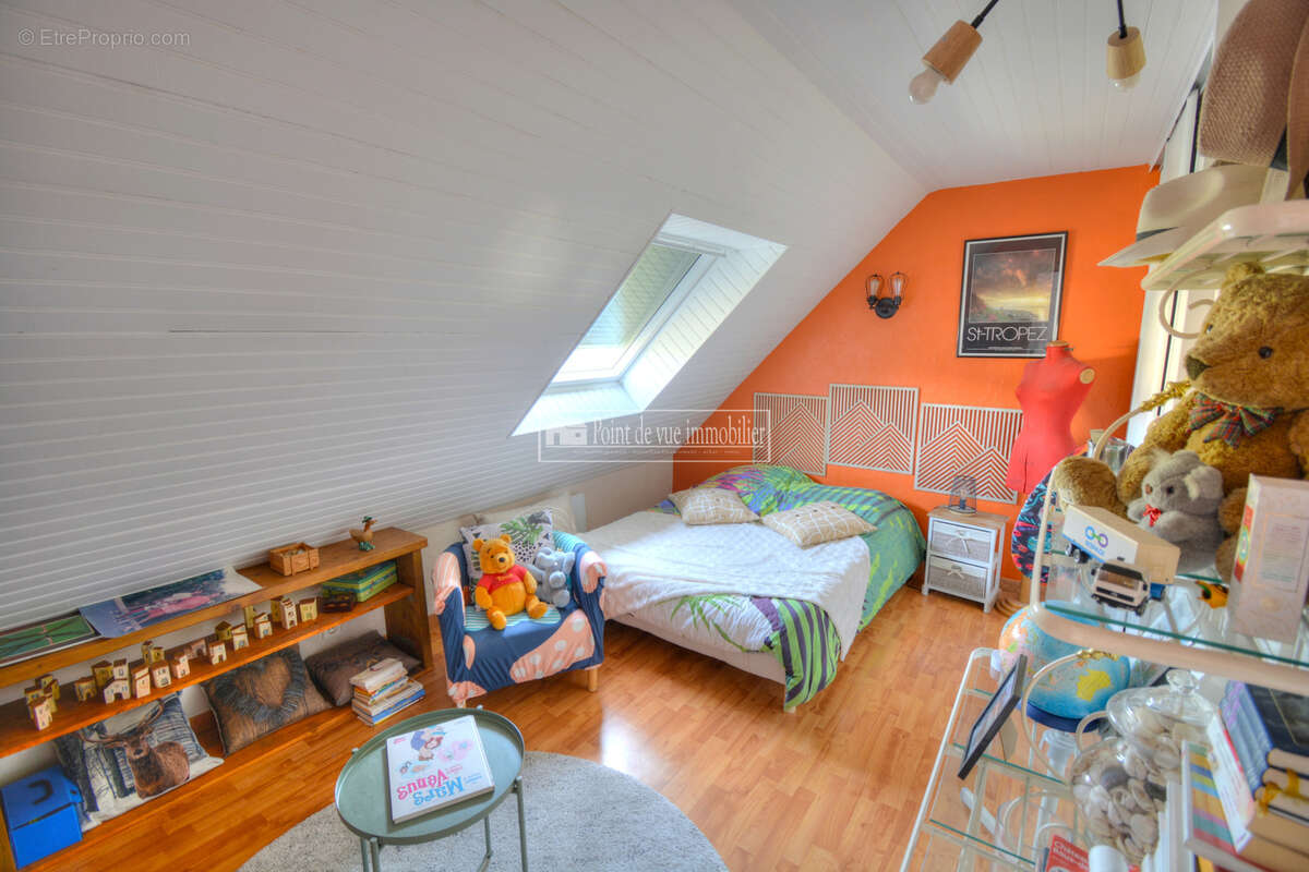 Maison 5 pièces sur 396m2 de terrain - photo 13