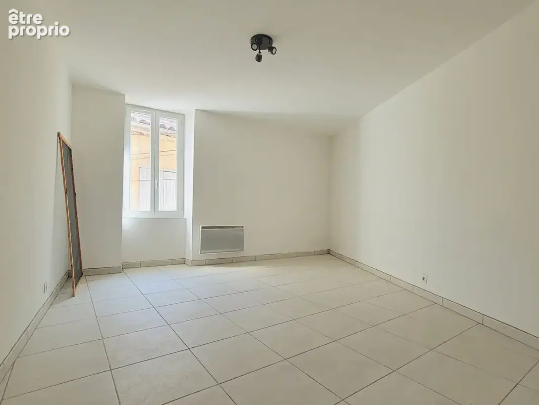 Pourrières - Maison de Village rénovée d'environ 100m² - photo 6