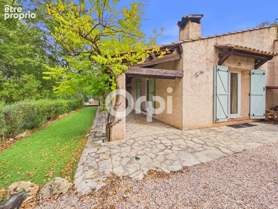Plain pied - calme - jardin - proche village - photo 3