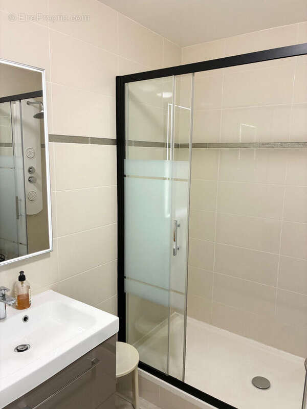 Appartement à ENGHIEN-LES-BAINS