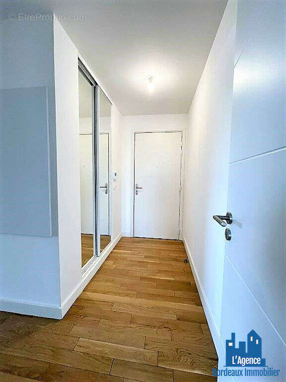 Appartement à BORDEAUX