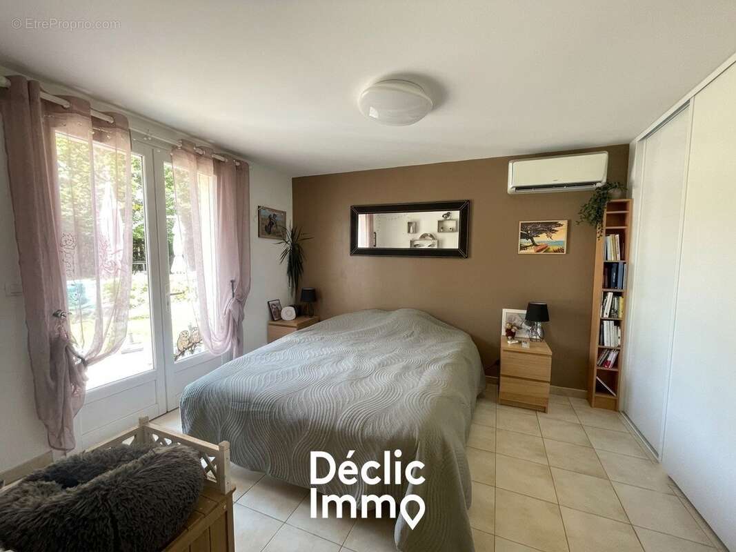 Maison 4 chambres avec grand terrain - clos - à Saint-Cyr-en-Talmondais  À environ 15 minutes de la côte vendéenne - photo 5