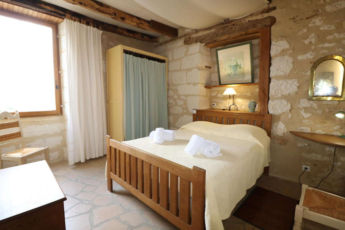 Maison de village ancienne avec jardin et piscine et vue ! - photo 20