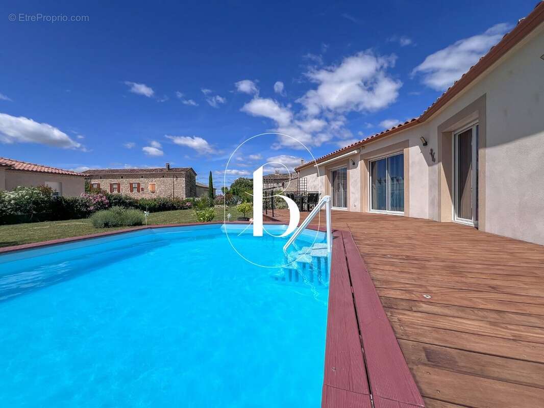 Maison 100 m² à Orgnac-L'aven  - photo 28