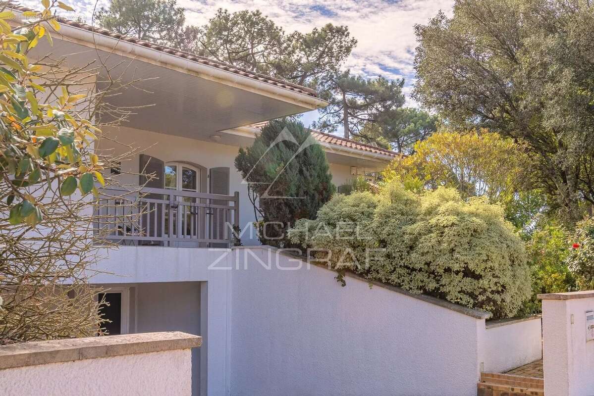 Maison à LE BOUSCAT