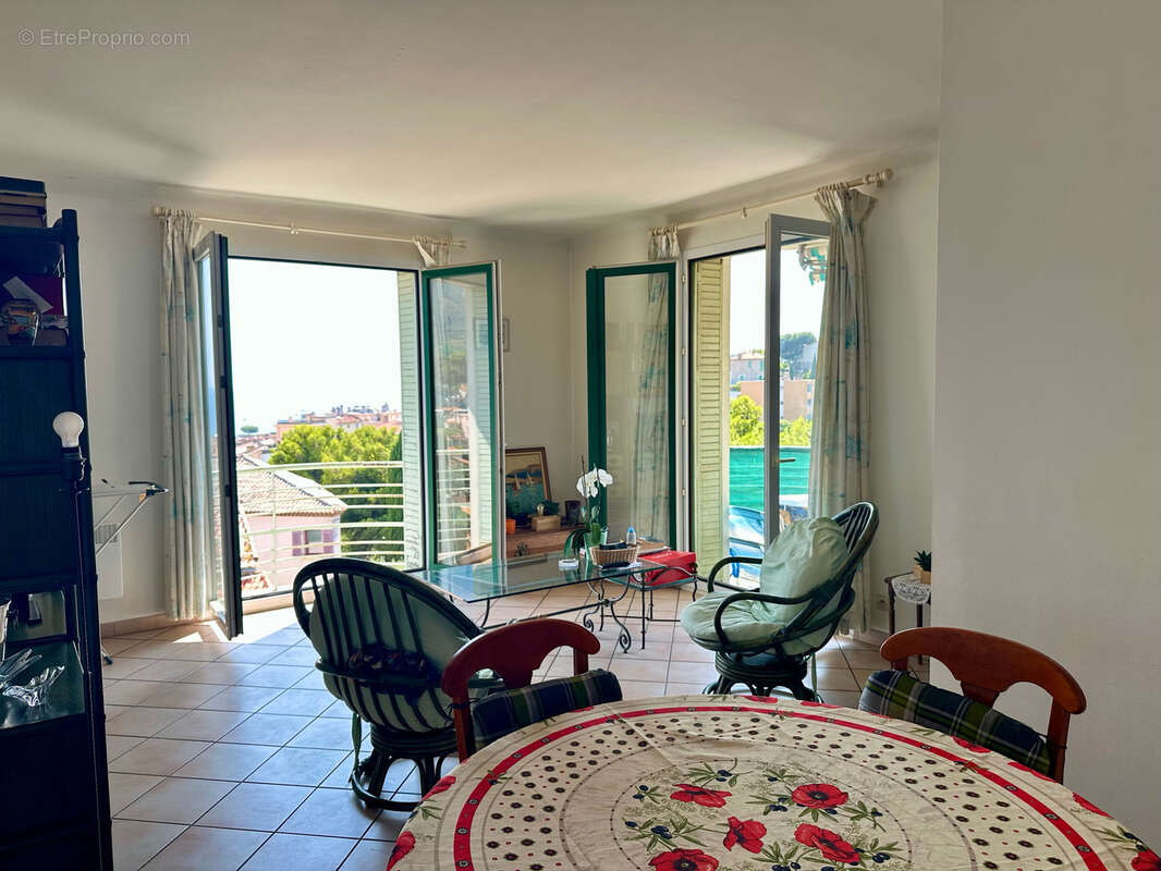 VIAGER OCCUPE - Appartement centre de Cassis - photo 6