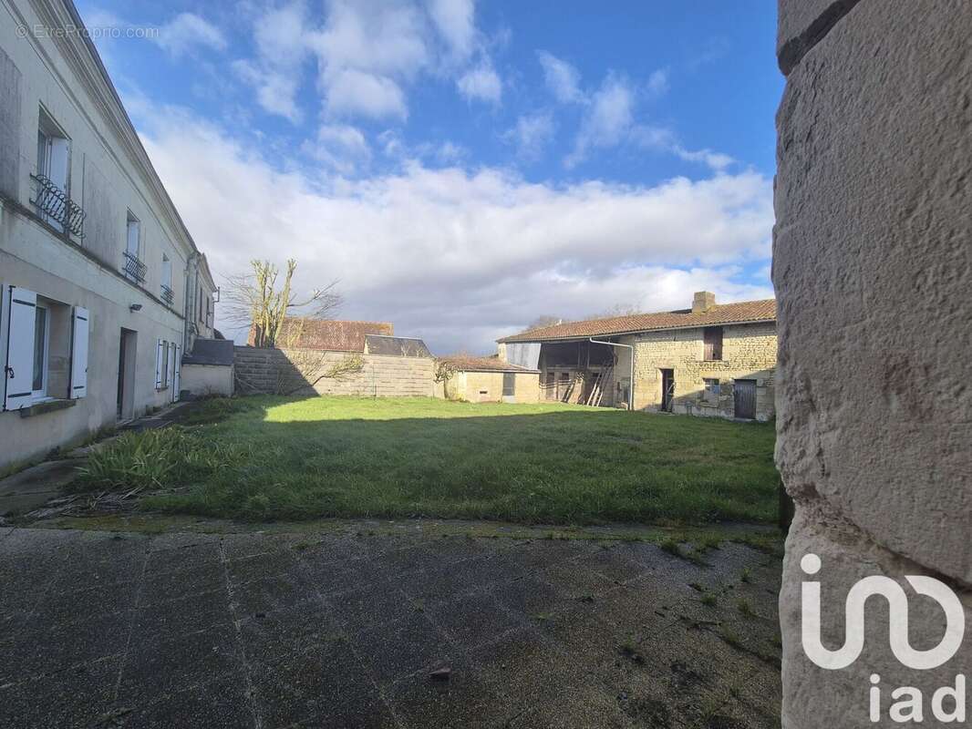 Photo 4 - Maison à SOSSAIS