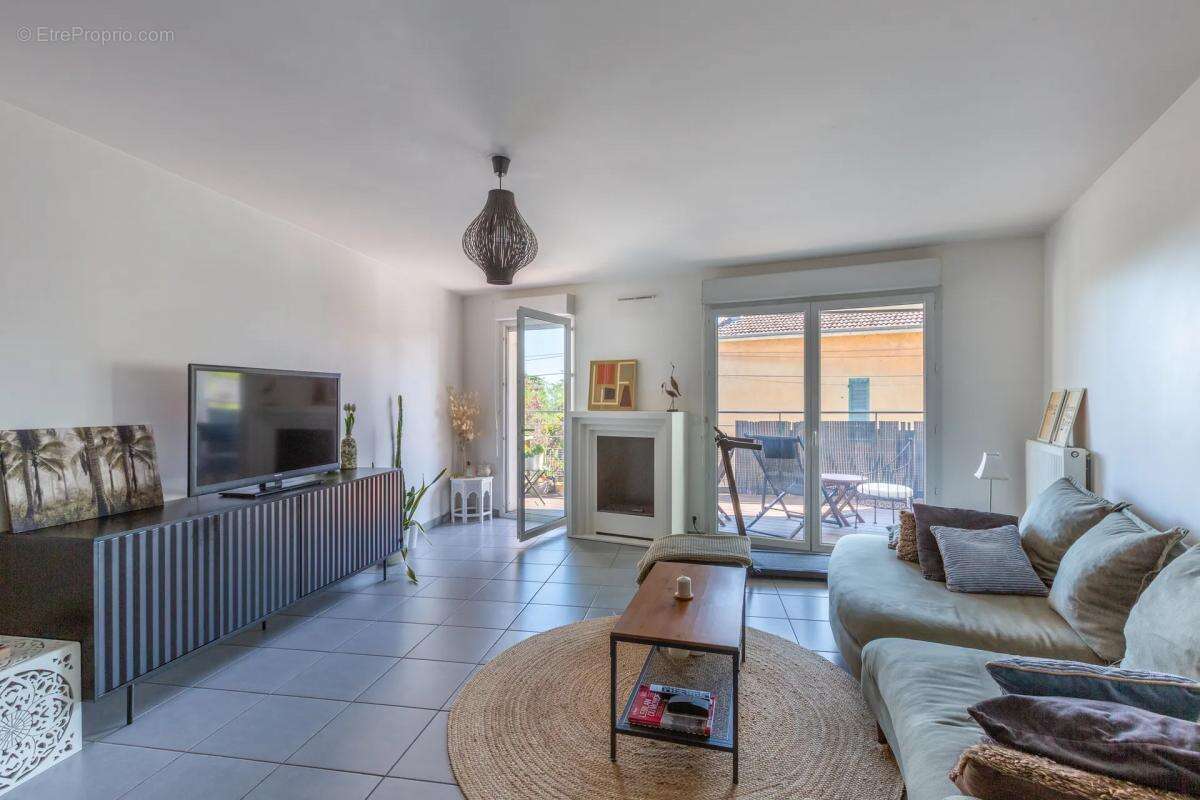 Appartement à CALUIRE-ET-CUIRE