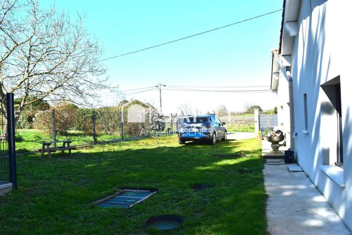 Photo 3 - Maison à MOMBRIER