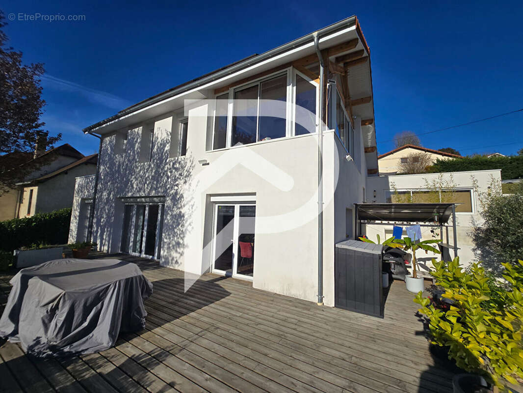 Maison à ARTHEZ-DE-BEARN