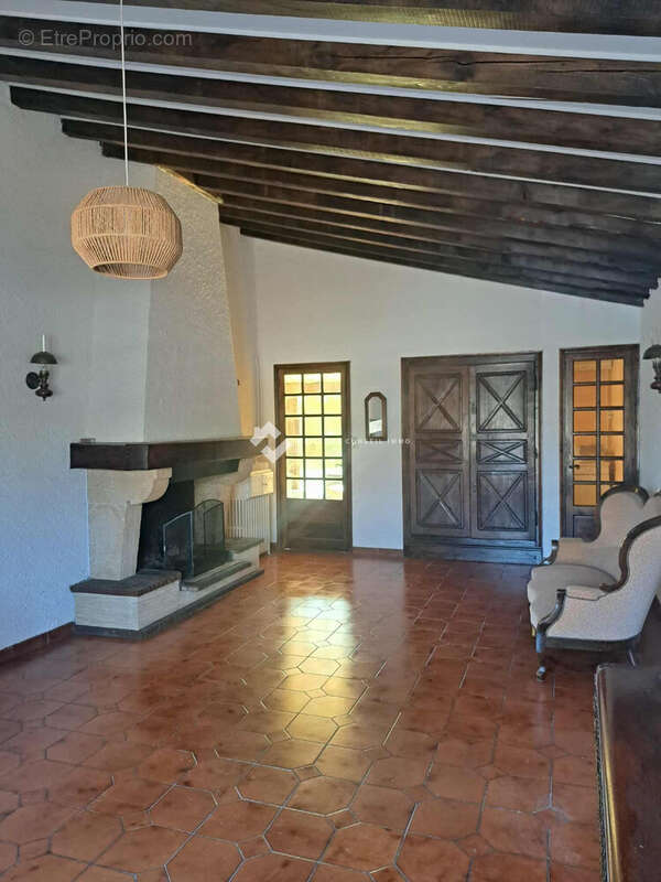 Maison 148 m² à Pezens  - photo 2