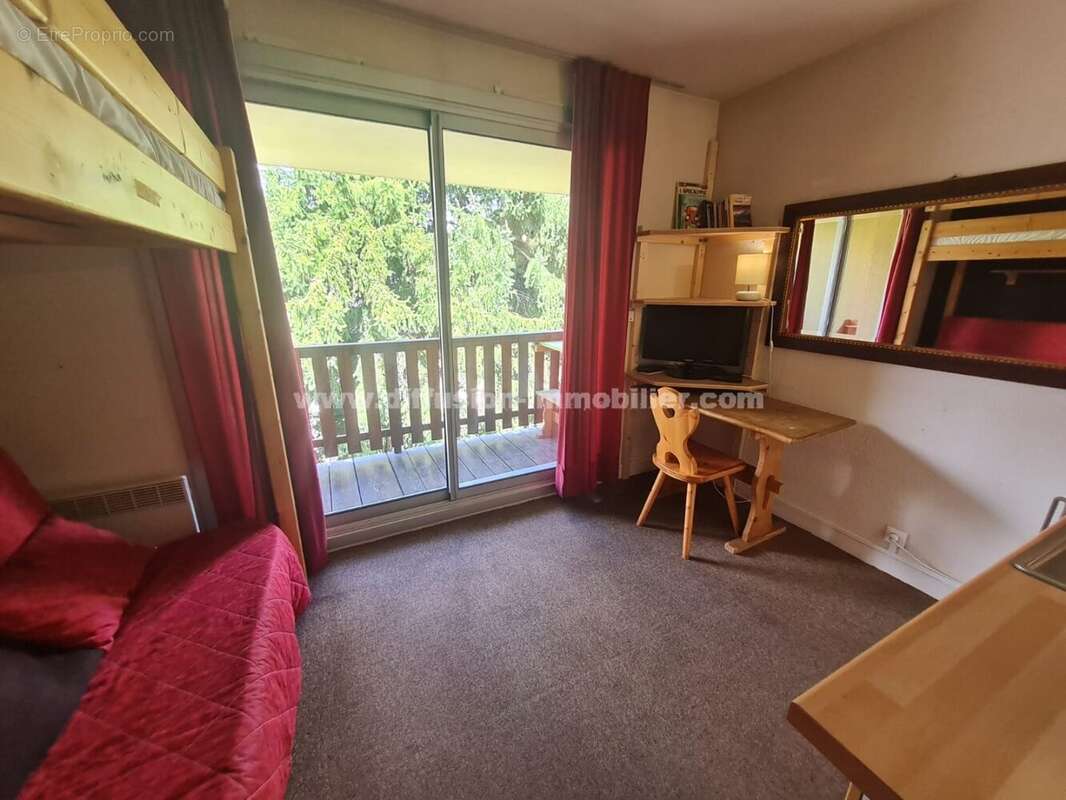 Appartement à LES THUILES