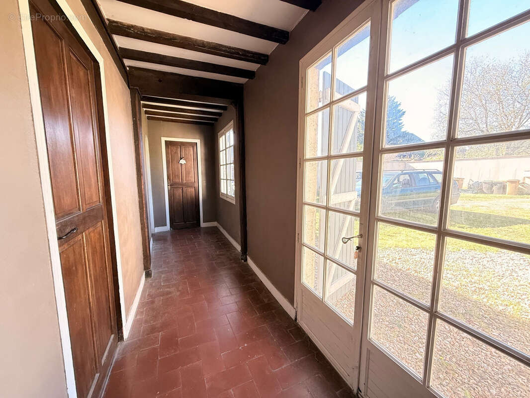Maison à HOUDAN