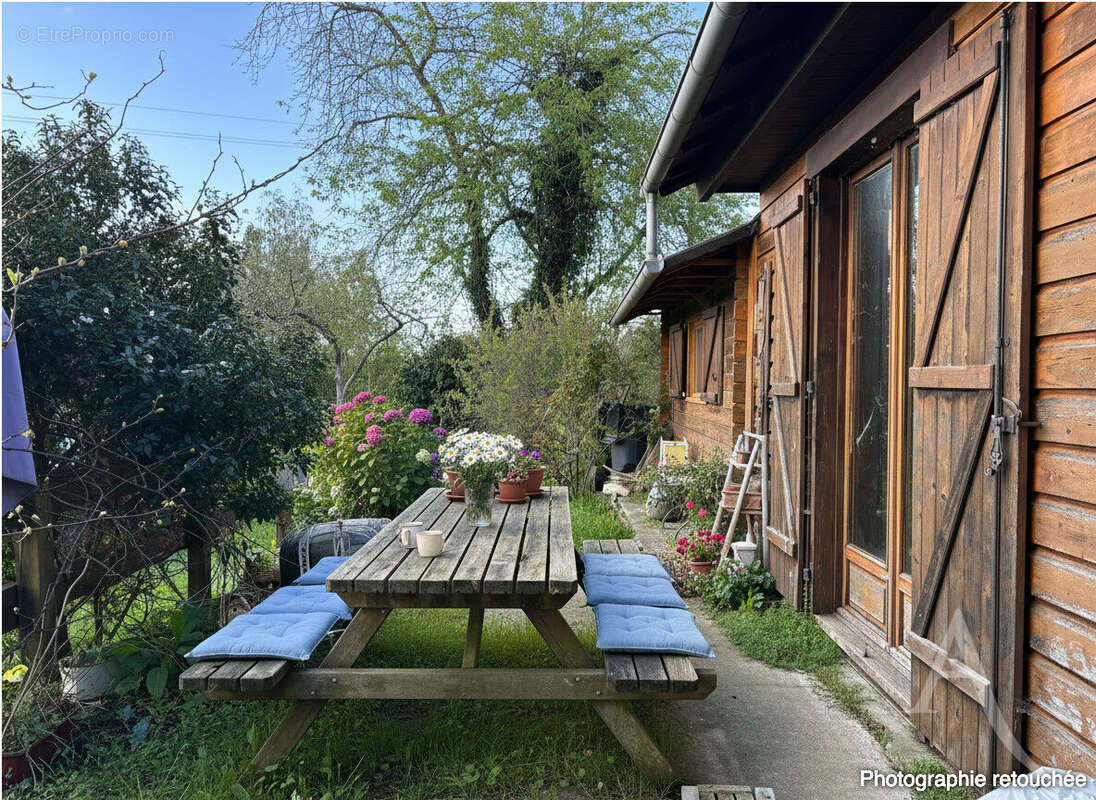 Maison à MOULINES