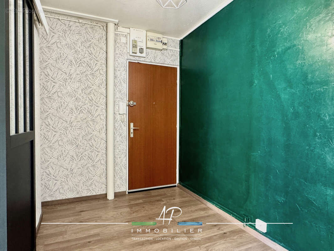 Appartement à CHENOVE