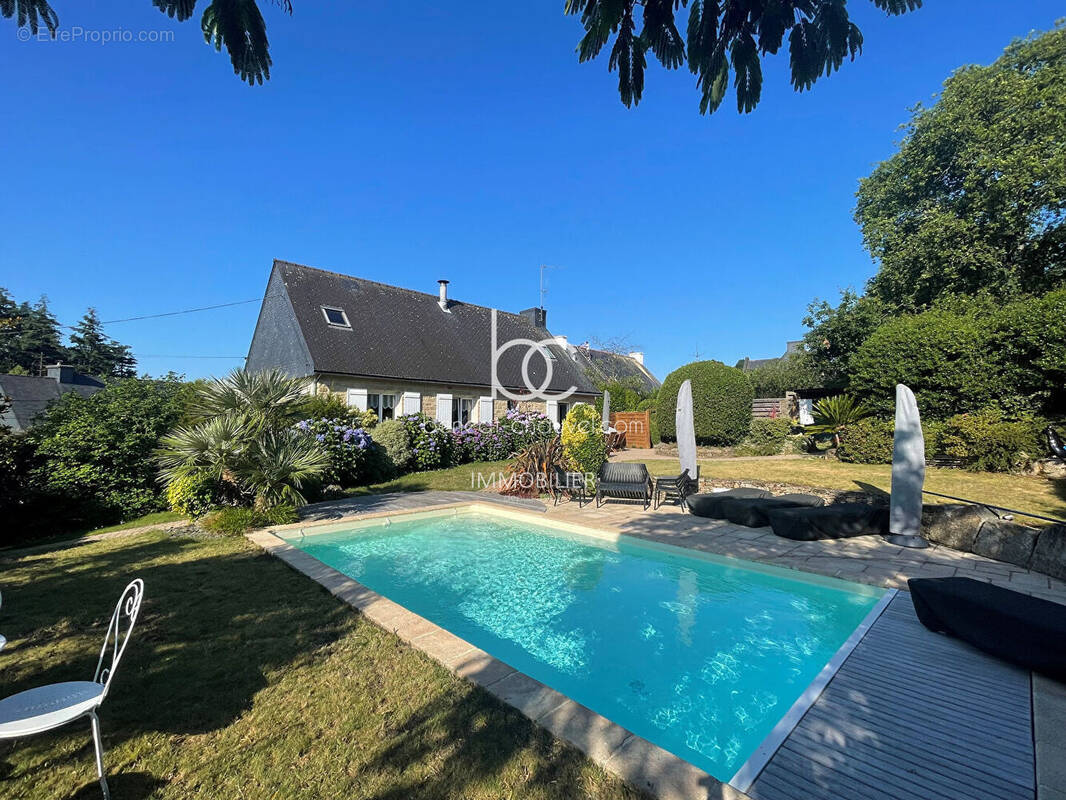 Maison à THEIX