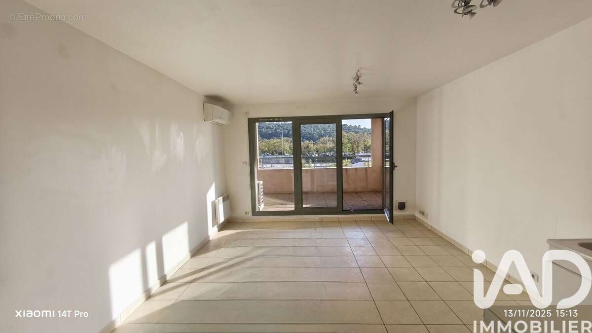 Photo 2 - Appartement à OLLIOULES