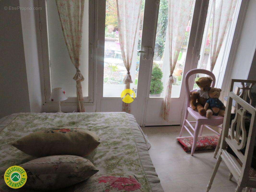 Appartement à DUN-LE-PALESTEL
