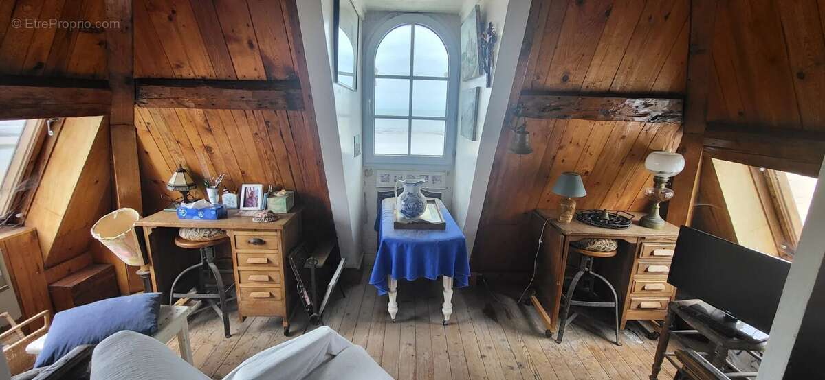 Appartement à LION-SUR-MER