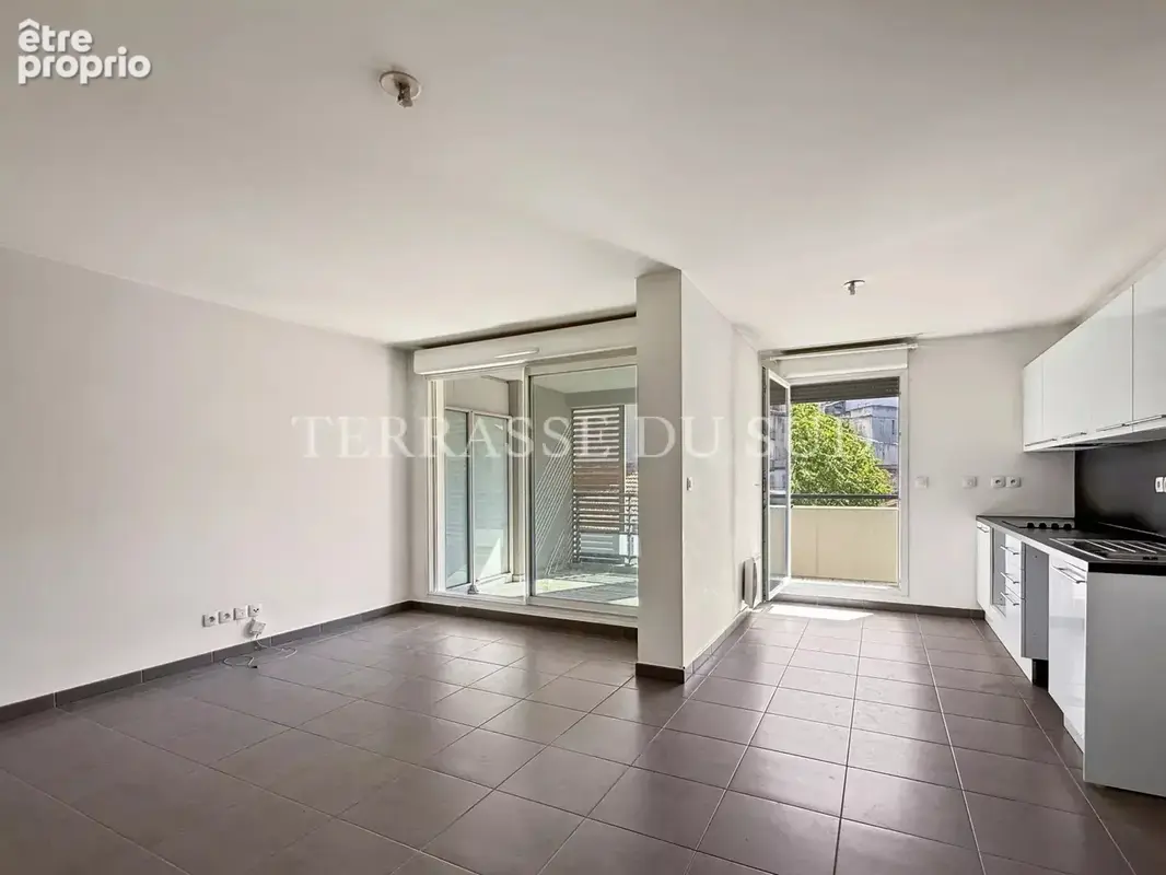 Vente Appartement 3 Pièces 67 m2 avec Terrasse - Quartier Breteuil - Marseille 6 - photo 6