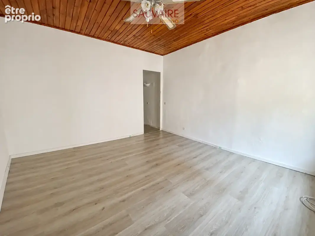 Idéal primo-accédant - Maison de village, R+2 au cœur de Saint-Laurent - photo 12