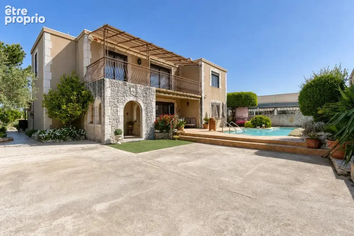 Maison 7 pièces de 238 m² à Gignac-la-Nerthe - photo 16