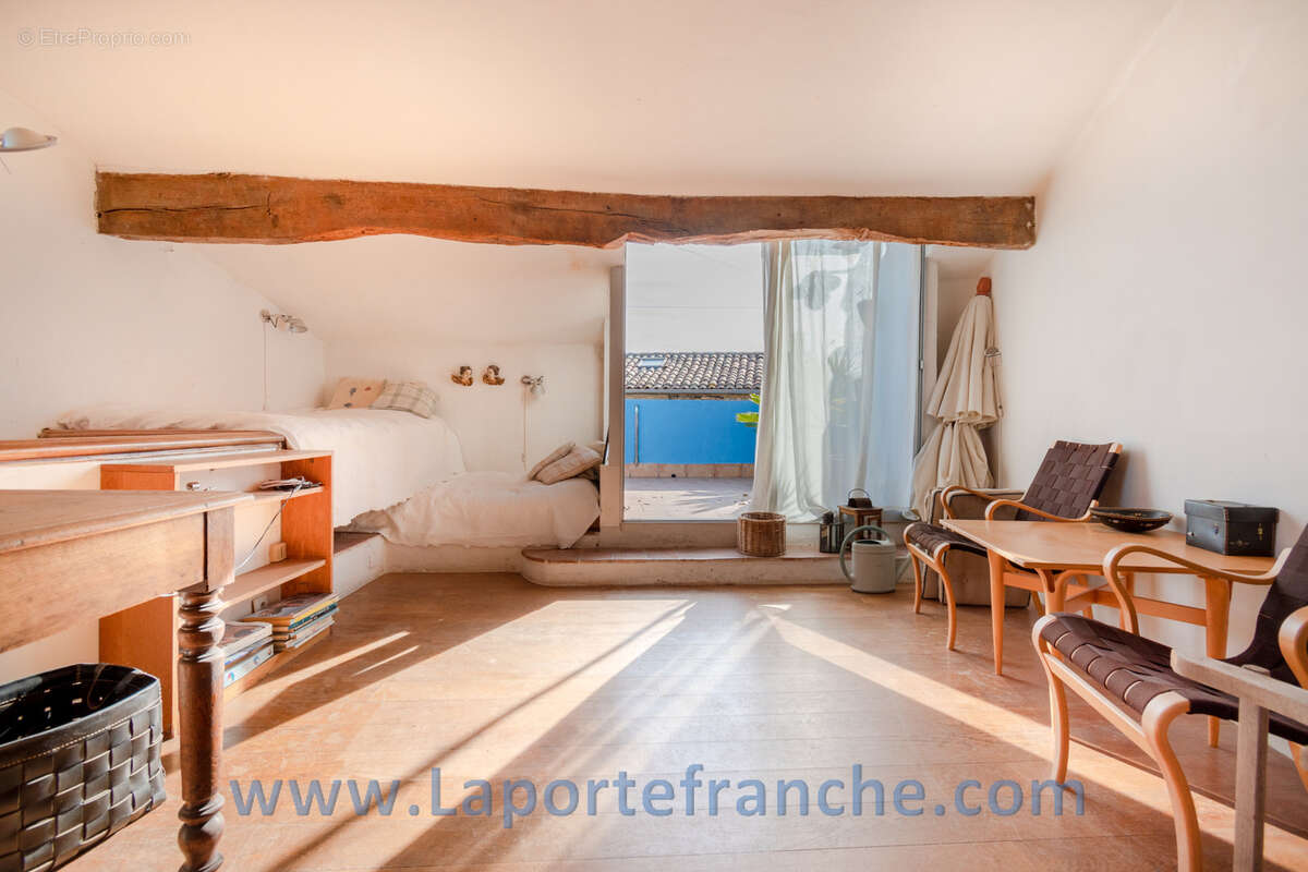 Maison à CAGNES-SUR-MER