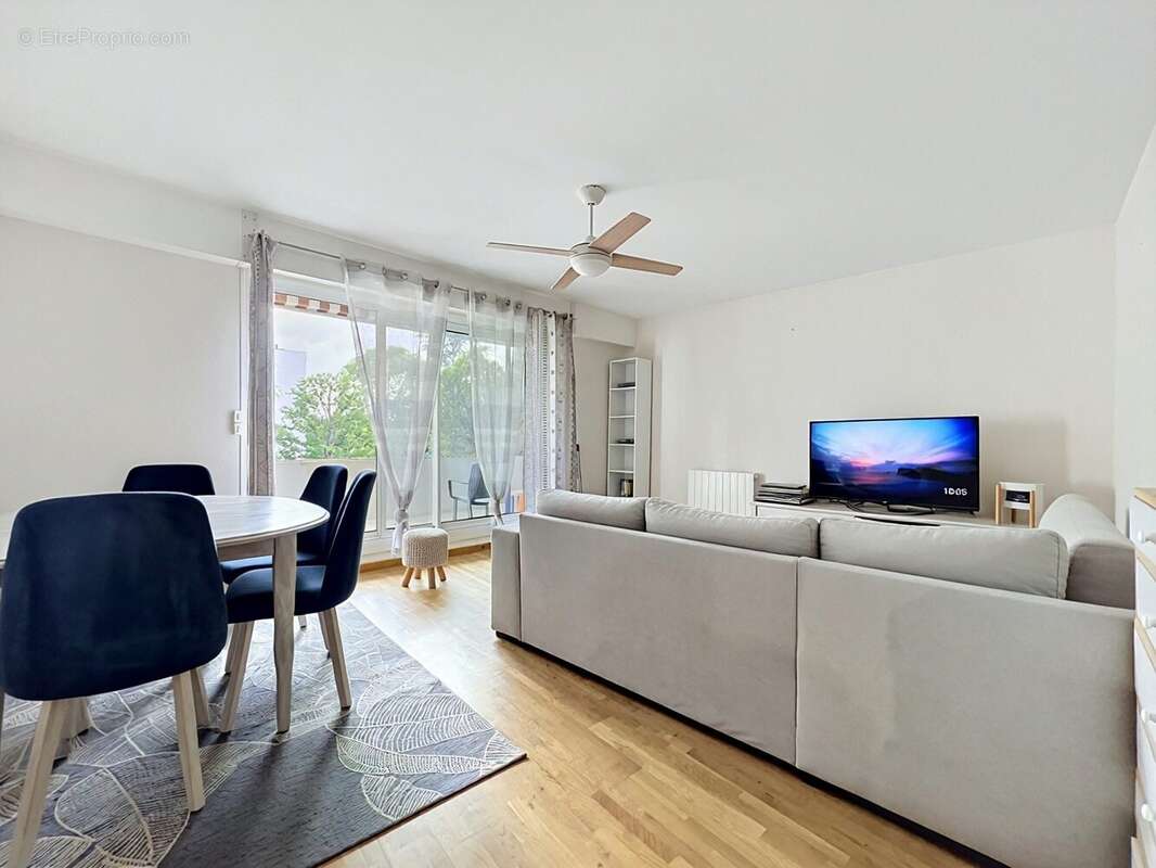 Appartement à LA CHAUSSEE-SAINT-VICTOR