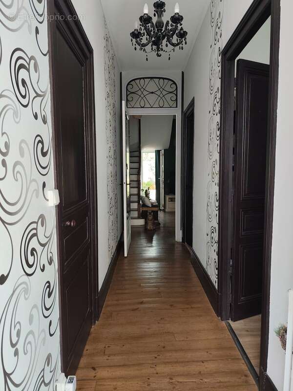 Maison à vendre 7 pièces ANGOULEME (16) - photo 9