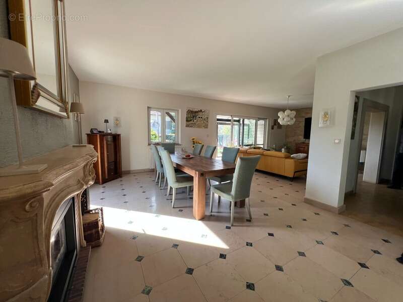 Maison à NUITS-SAINT-GEORGES