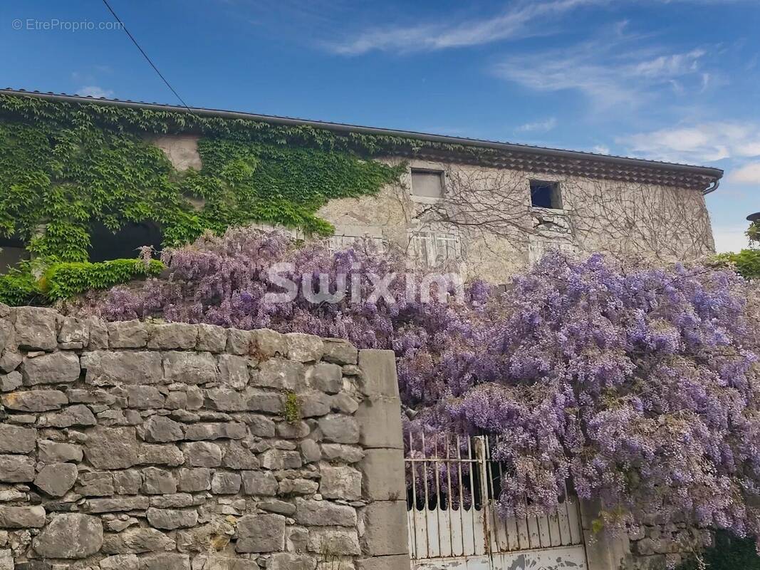 Maison à LAVILLEDIEU