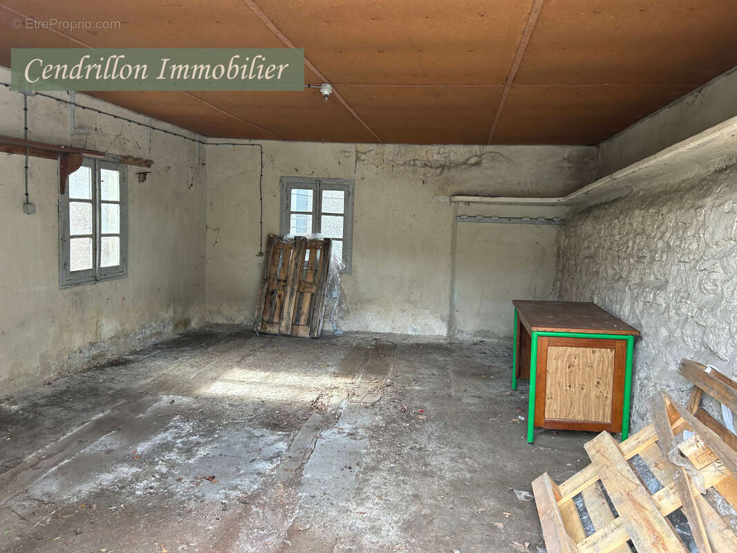 Maison indépendante   182 m2 habitables   5 chambres   garage   terrain de 515 m2 - photo 15